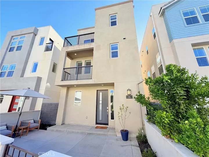 Property Photo:  35 Stetson Street  CA 92694 