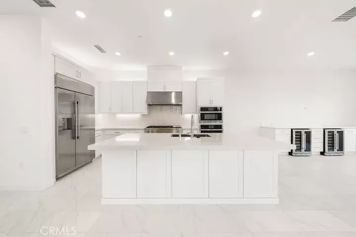 Property Photo: 1418 Lupine Terrace CA 90640