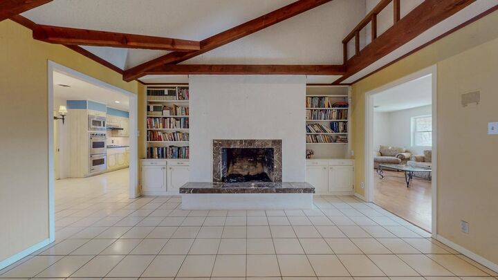 Property Photo: 5710 Pickwick TX 77706