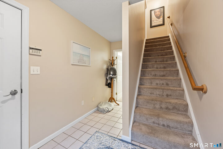 Property Photo:  40 Cornerstone Court 16  CT 06479 