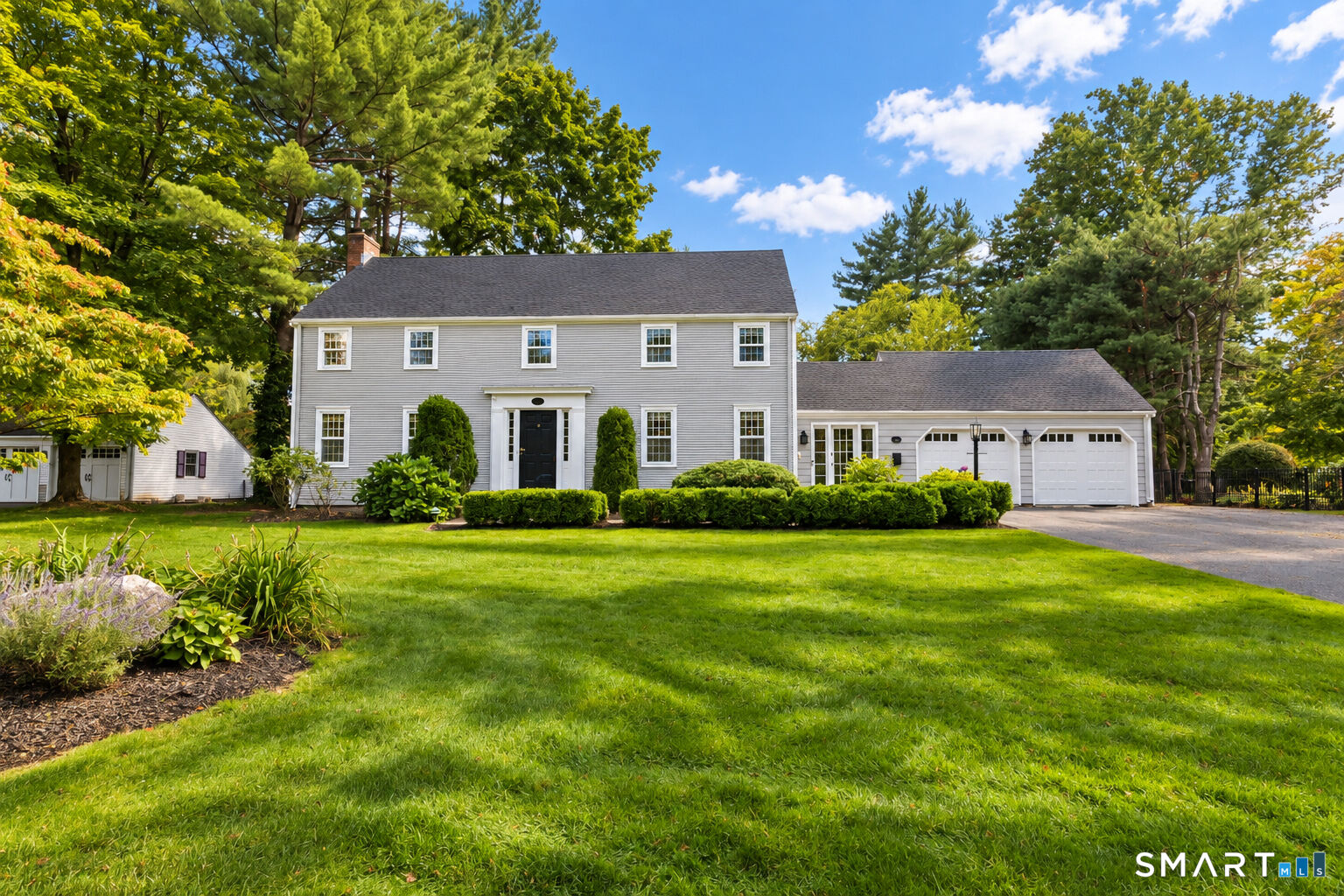 Property Photo: 7 Cliffmore Road CT 06107