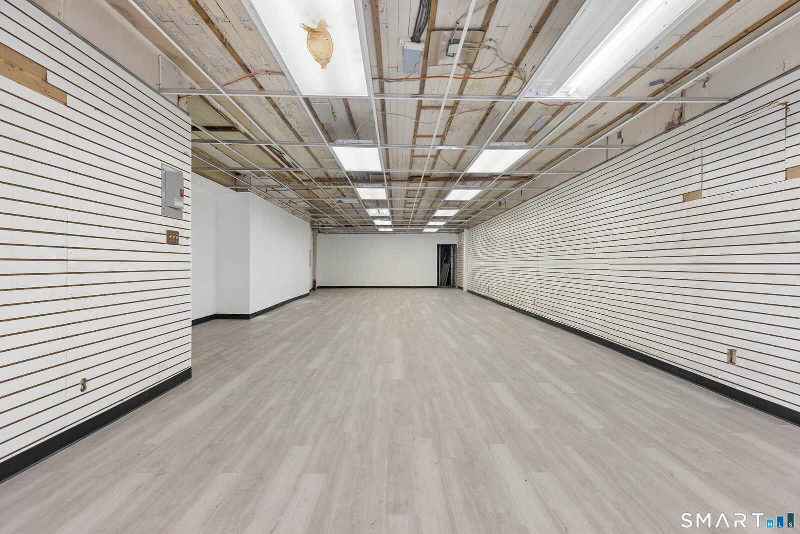 Property Photo:  654 Park Street 1A  CT 06106 