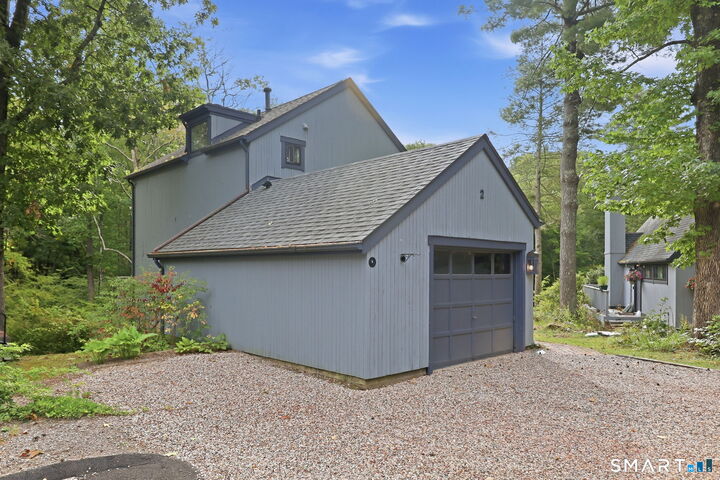 Property Photo:  2 Pond Circle 2  CT 06001 