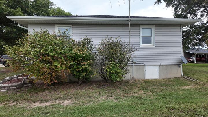 Property Photo: 18663 Crawford Street MO 65732