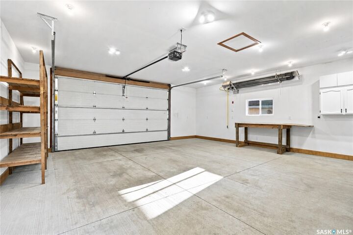 Property Photo:  131 112th Street W  SK S7N 1V1 