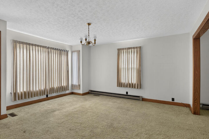 Property Photo:  832 Portsmouth Ave  VA 24201 
