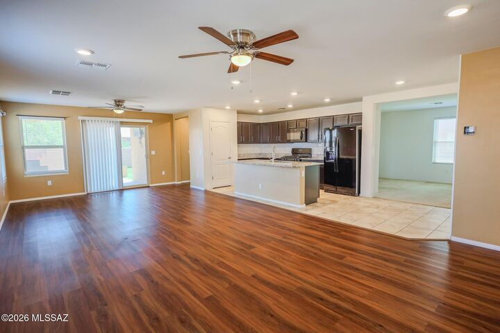 Property Photo: 17169 S Emerald Vista Drive AZ 85641