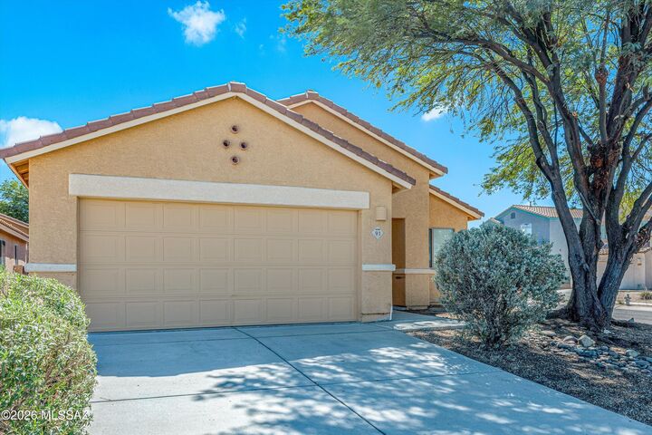 Property Photo:  91 W James L Sullivan Street  AZ 85641 