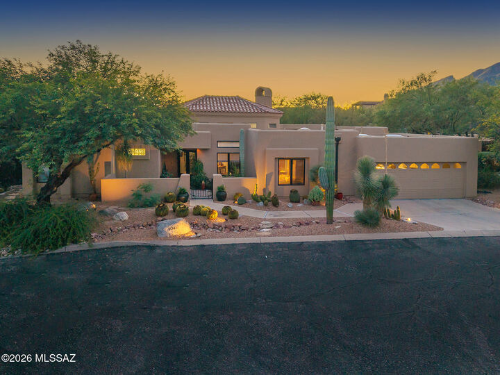 Property Photo:  6341 N Calle Noche Serena  AZ 85750 