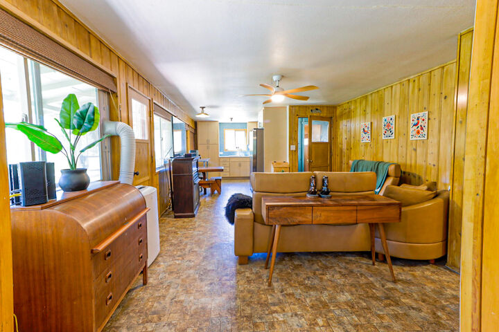 Property Photo: 427 Sutherland Drive CA 93265