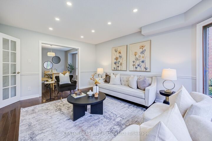 Property Photo:  8 Sayor Drive  ON L1T 3K2 