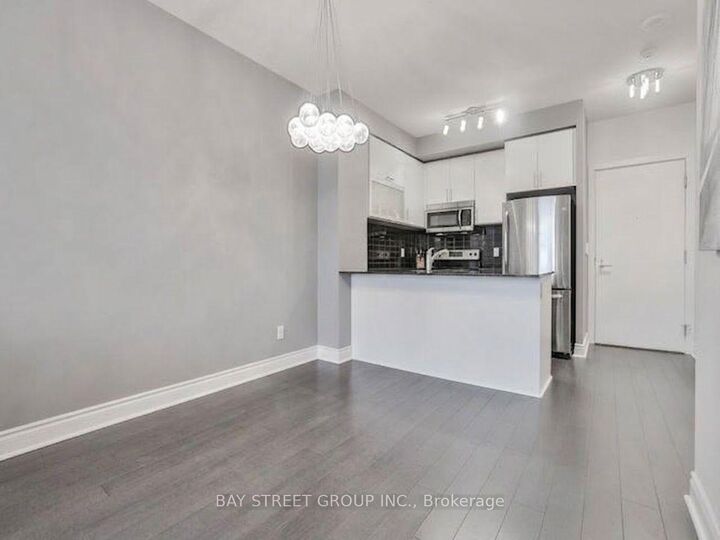 Property Photo:  28 Ted Rogers Way Ph05  ON M4Y 2W7 