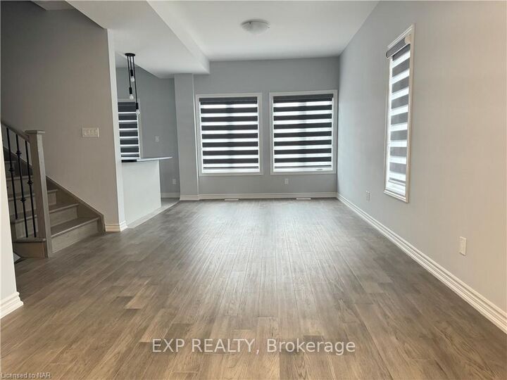 Property Photo:  3 Mann Trail 49  ON L3C 0K2 