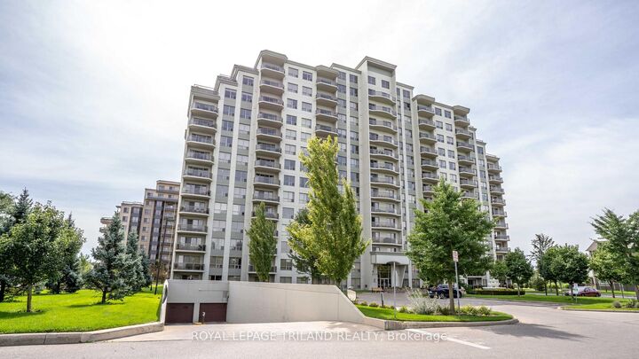 Property Photo:  1030 Coronation Drive 812  ON N6G 0G5 