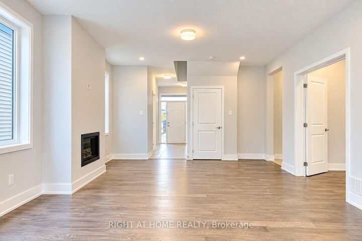 Property Photo:  615 Cygnus Street  ON K2J 7A9 