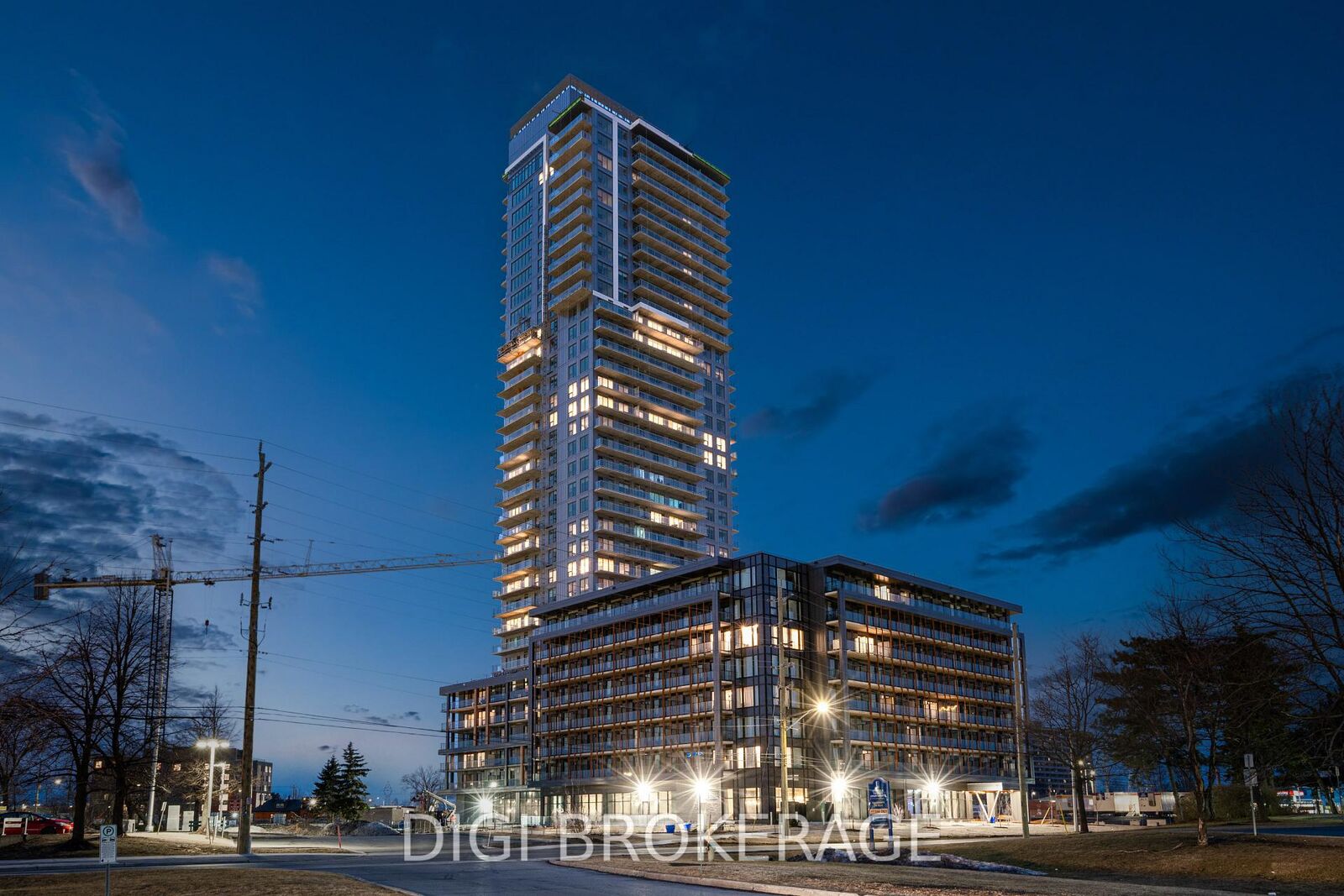 Property Photo: 1250 Cummings Avenue 422 ON K1J 0E4