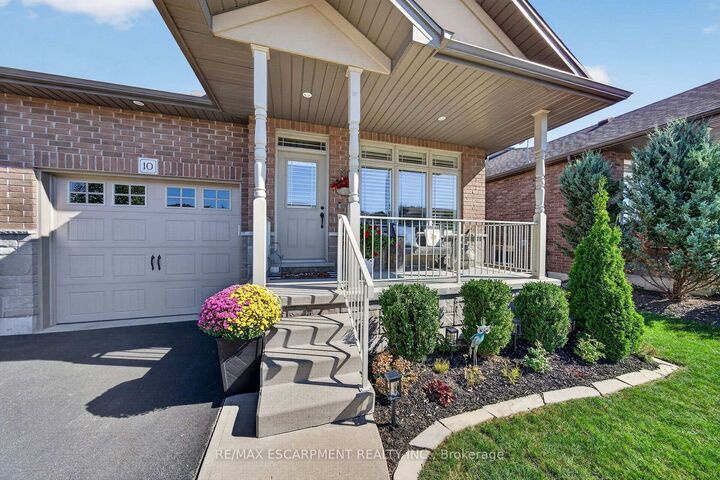 Property Photo:  10 Macneil Court  ON N0A 1H0 
