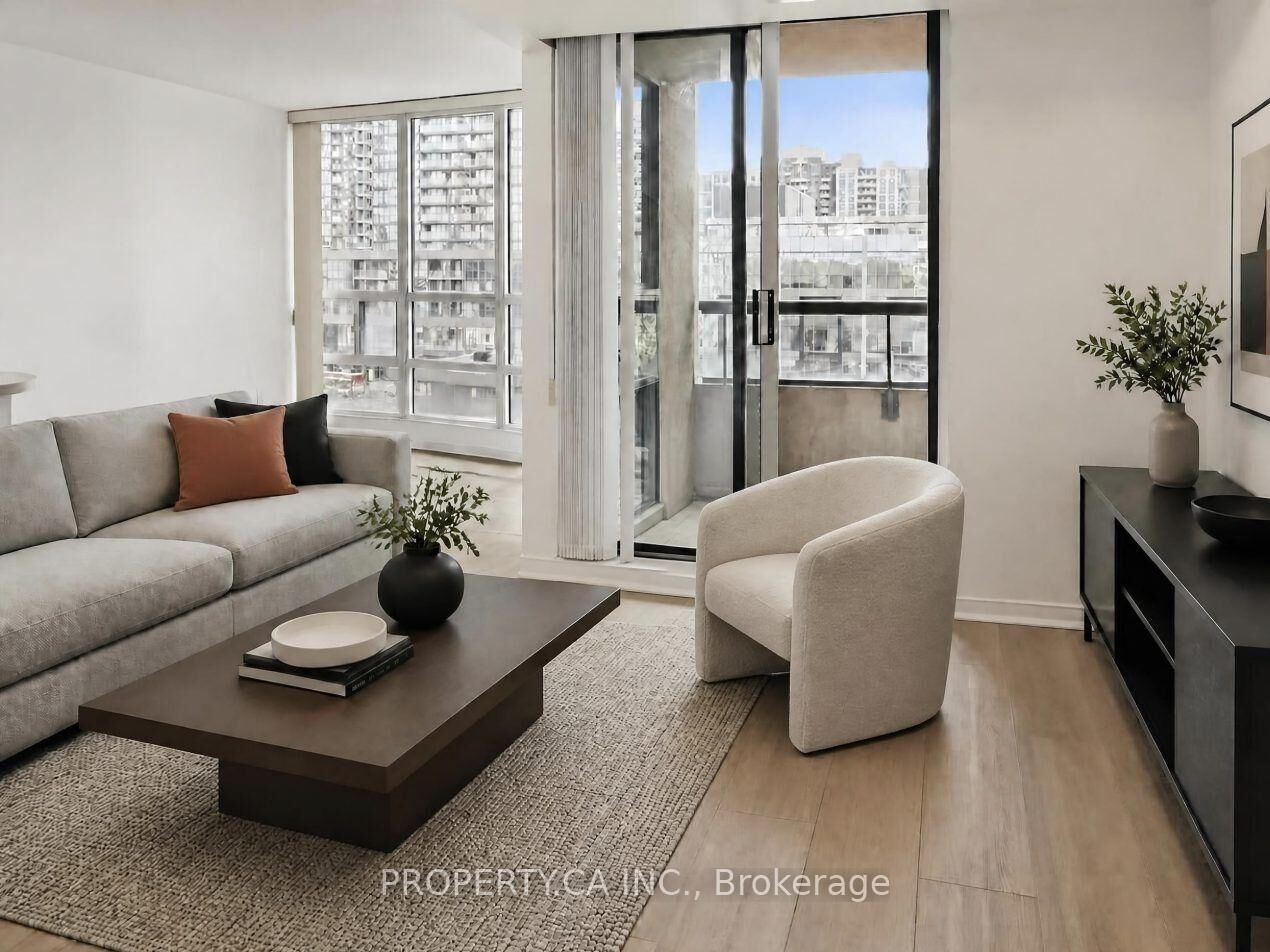 Property Photo:  238 Doris Avenue 812  ON M2N 6W1 