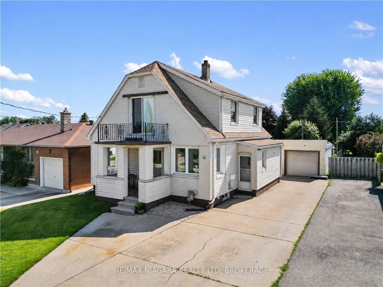 Property Photo:  12 West Street S Main  ON L2V 2R6 