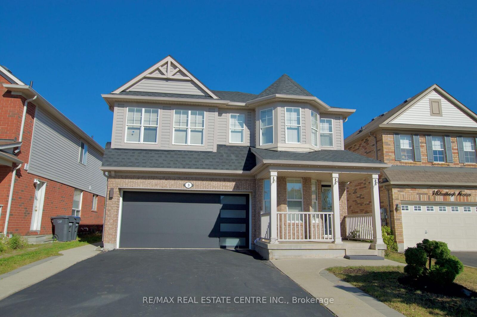Property Photo:  3 Chudleigh Avenue  ON L6X 0N1 