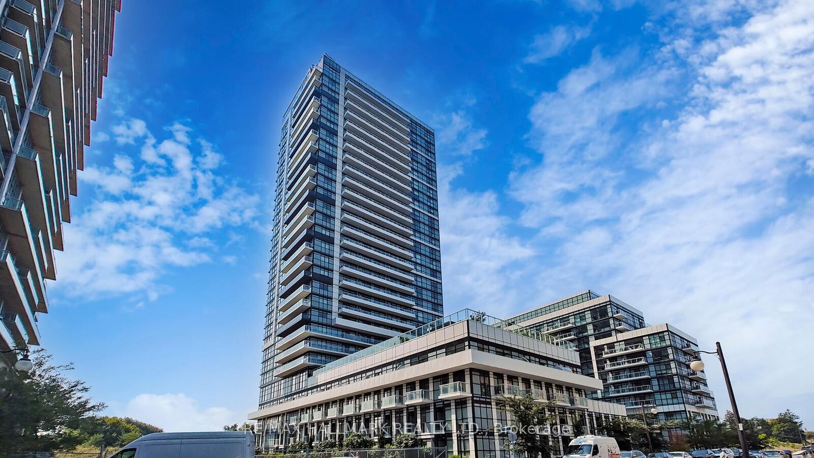 Property Photo:  251 Manitoba Street 1407  ON M8Y 0C7 