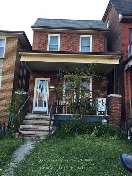 Property Photo:  574 Palmerston Avenue 2 Nd Floor  ON M6G 2P7 