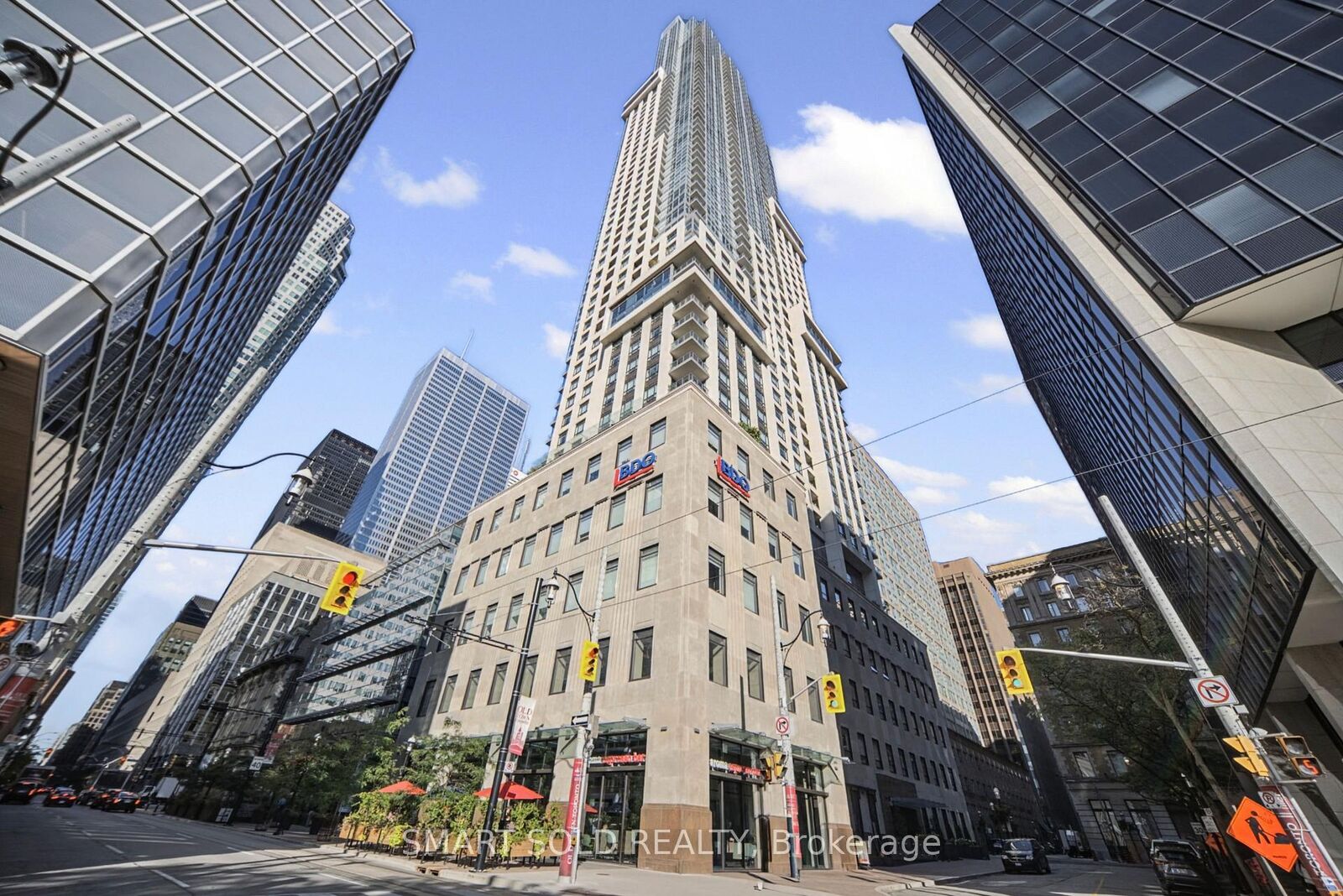 Property Photo:  88 Scott Street 2109  ON M5E 0A9 