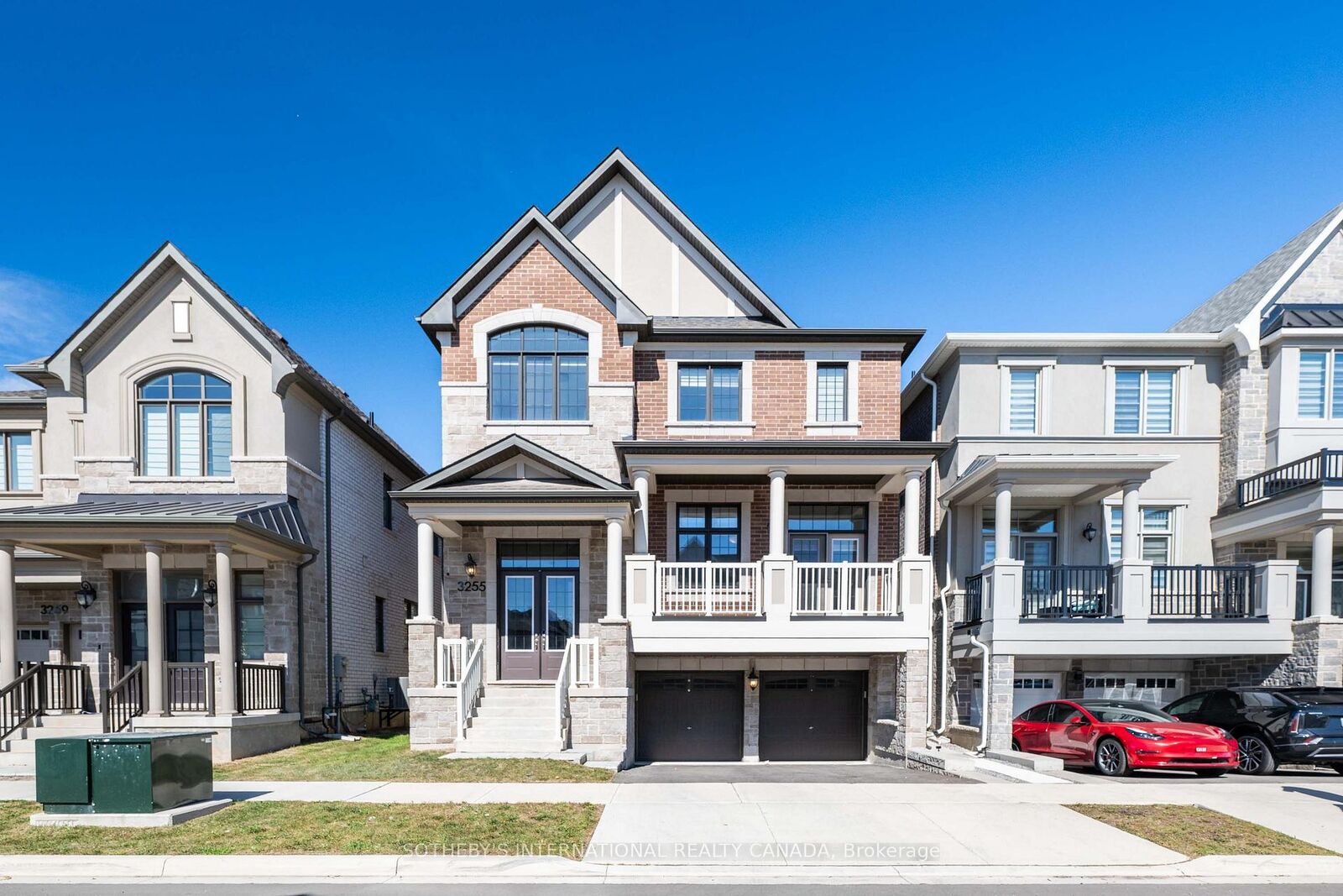 Property Photo:  3255 Harasym Trail  ON L6M 5N6 