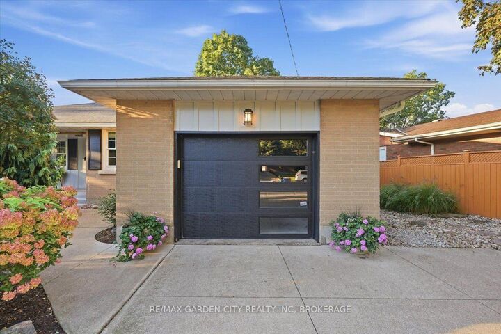 Property Photo:  98 Village Road  ON L2T 3C1 