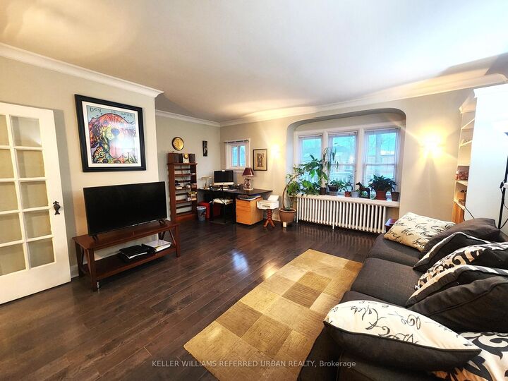 Property Photo:  1227 Avenue Road Upper  ON M5N 2G5 