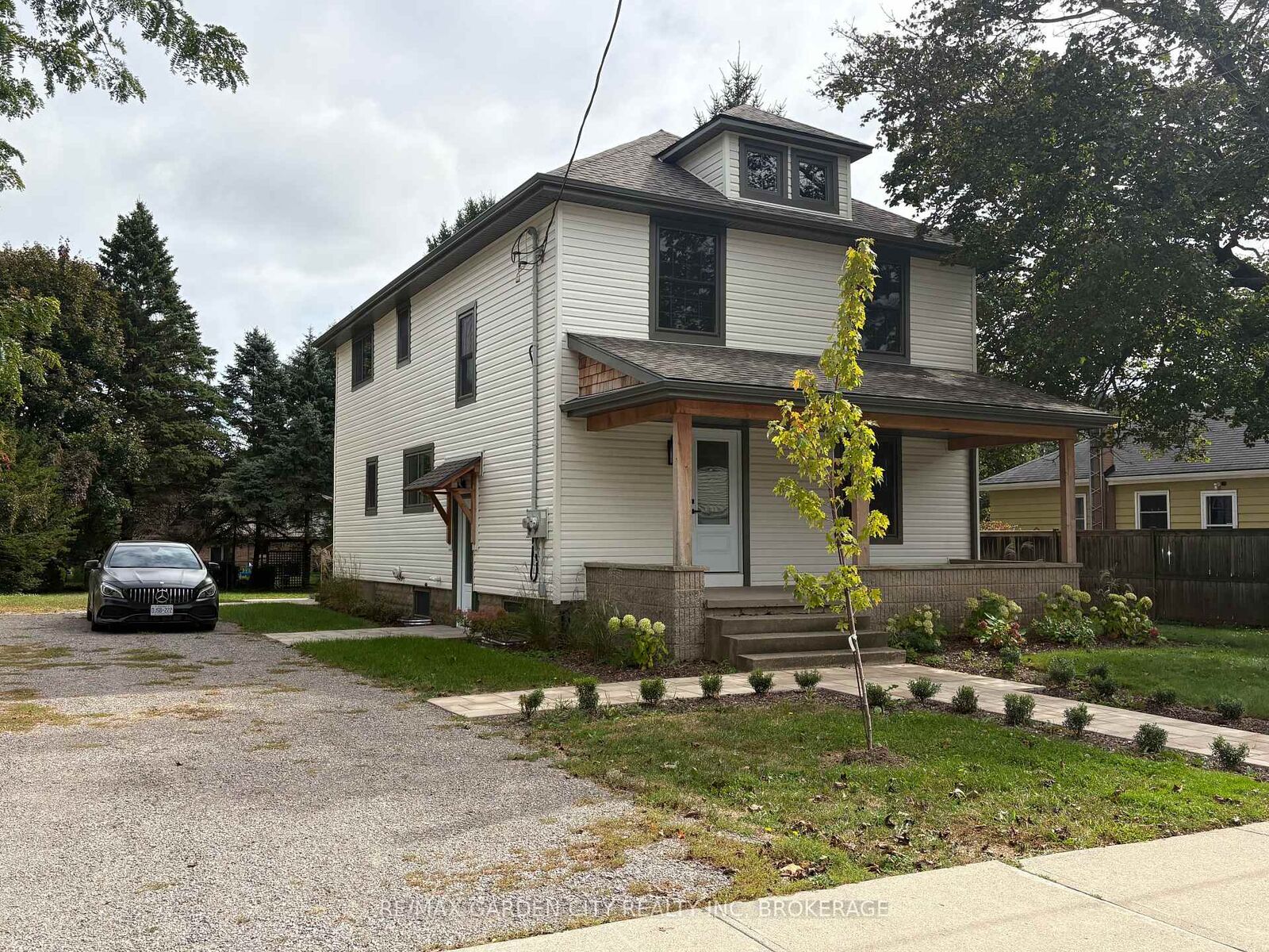 Property Photo:  1105 Haist Street 2  ON L0S 1E2 
