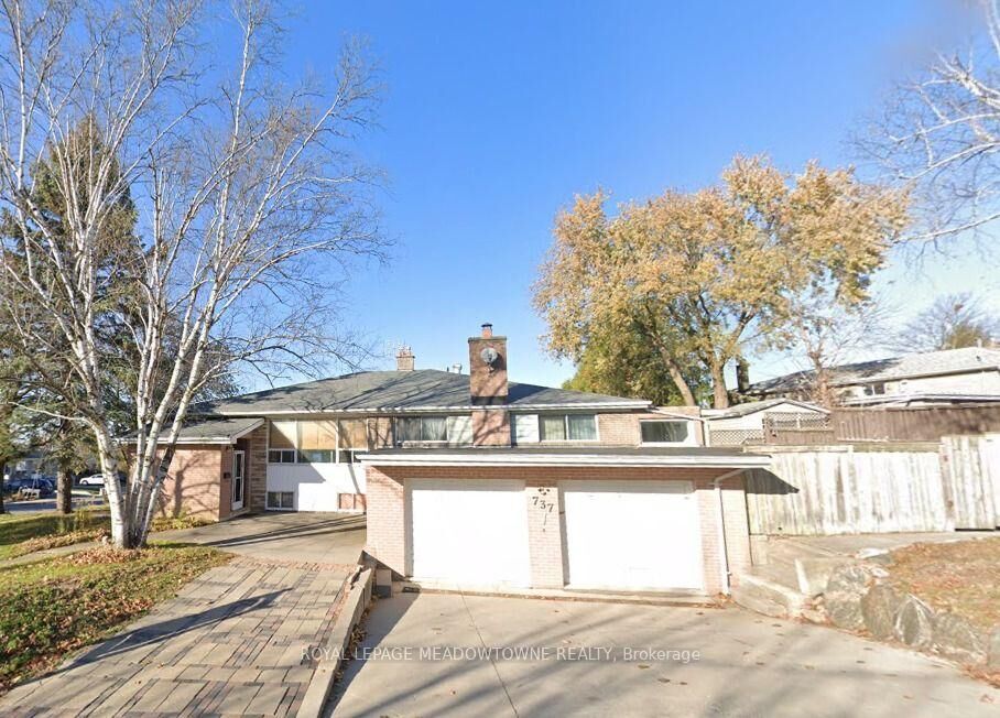 Property Photo:  737 Botany Hill Crescent B  ON L3Y 3A7 