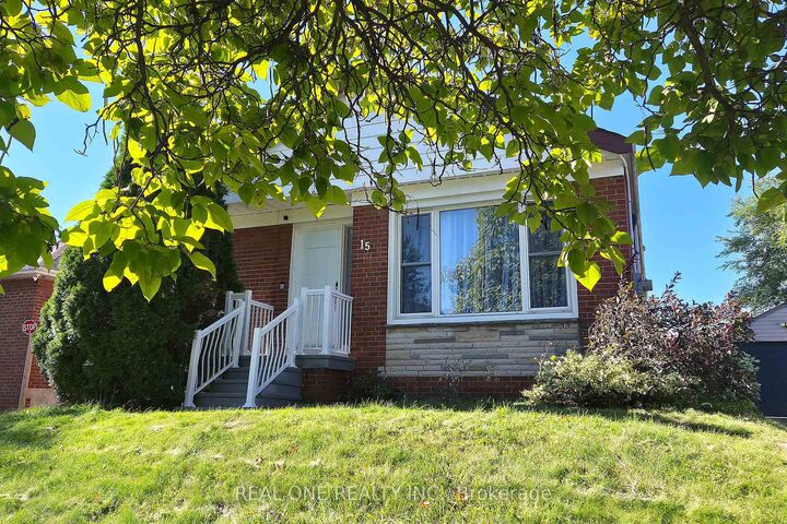 Property Photo:  15 Castille Avenue Main Level  ON M1R 2B9 