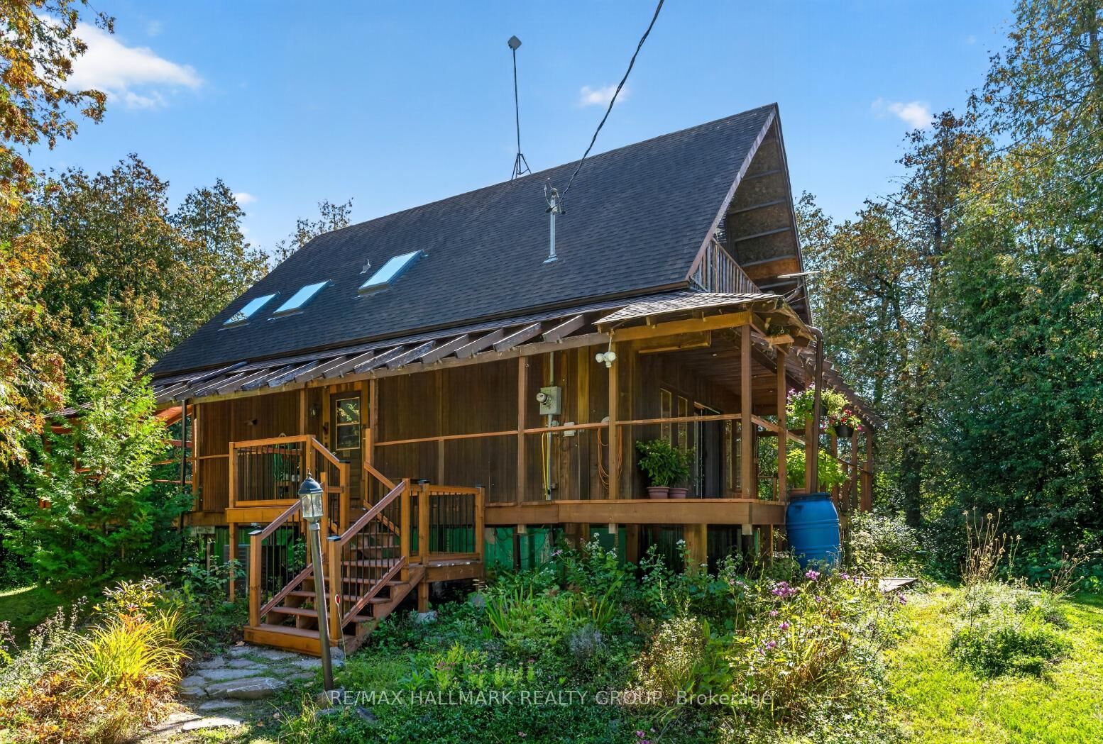 Property Photo:  7524 Flewellyn Road  ON K2S 1B6 