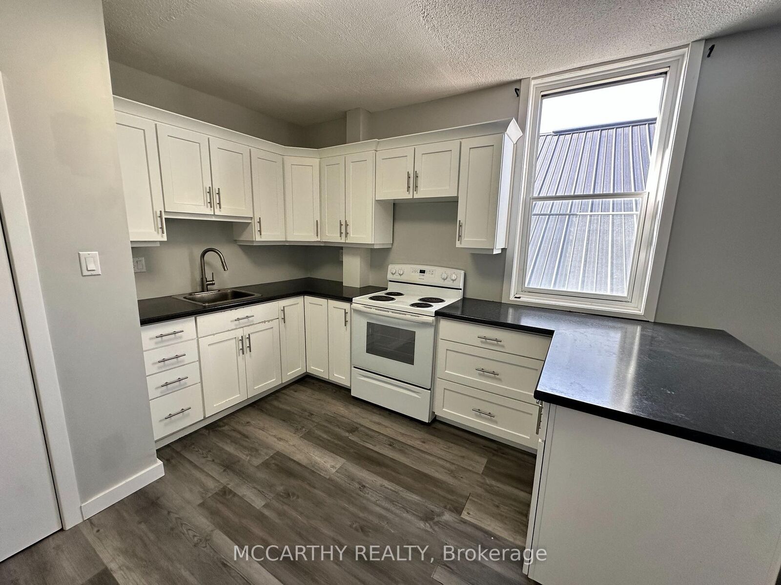 Property Photo:  40 Main Street E  ON N0C 1B0 