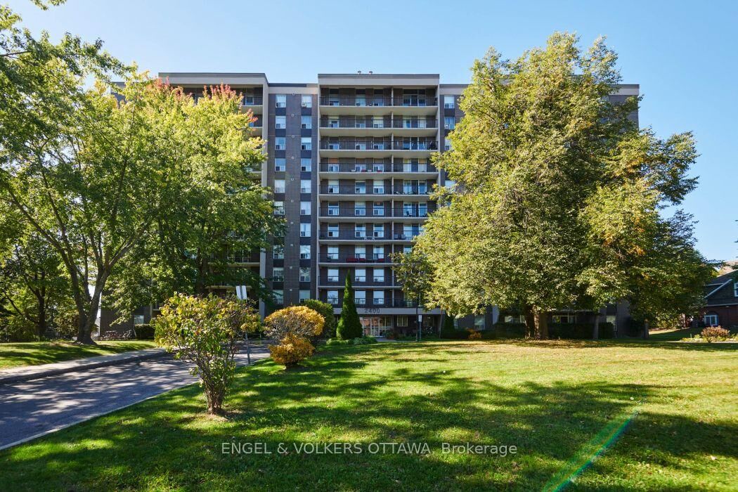 Property Photo:  2400 Virginia Drive 509  ON K1H 8L3 