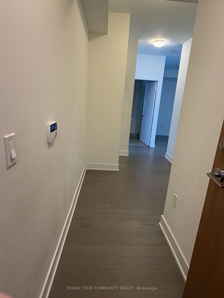 Property Photo:  30 Shore Breeze Drive 3917  ON M8V 0J1 