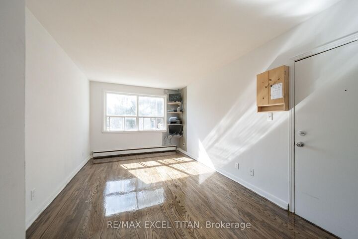 Property Photo:  1201 Cedar Street 7  ON L1J 3P1 