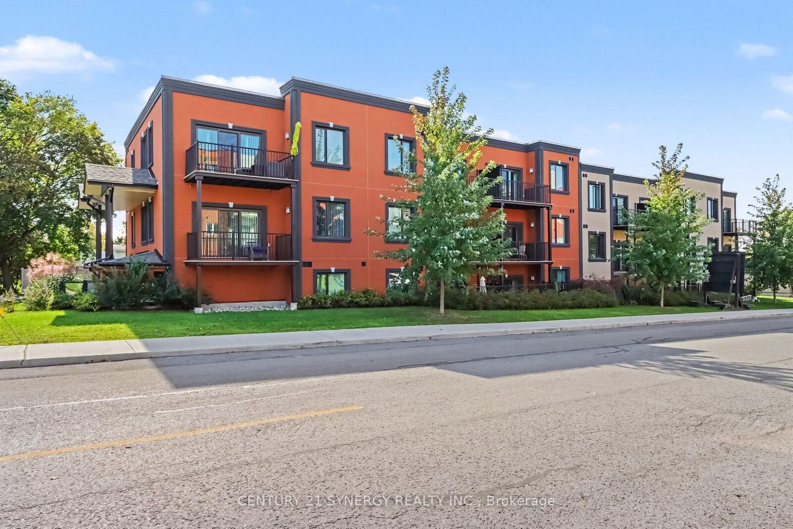 Property Photo:  40 McGill Street S 3D  ON K7A 0C5 