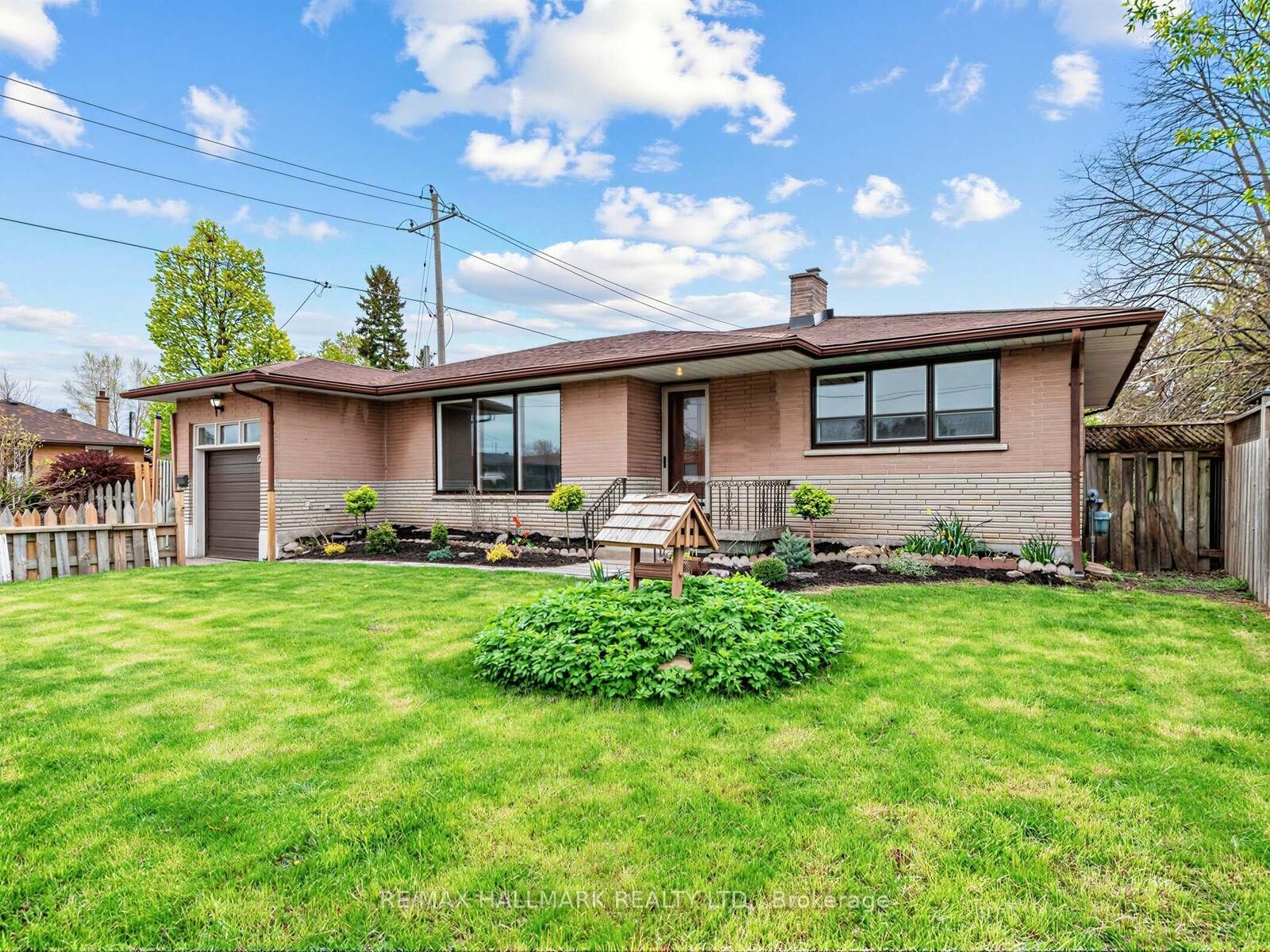 Property Photo:  504 Wilson Road S  ON L1H 6C9 