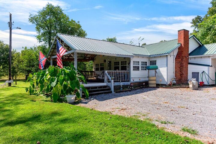 Property Photo:  715 Maddux Ridge Road  TN 38544 