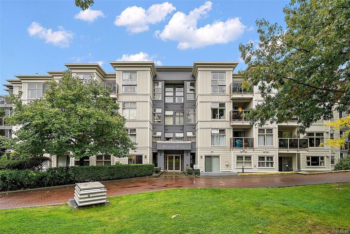 Property Photo:  535 Manchester Rd #304  BC V8T 5J1 