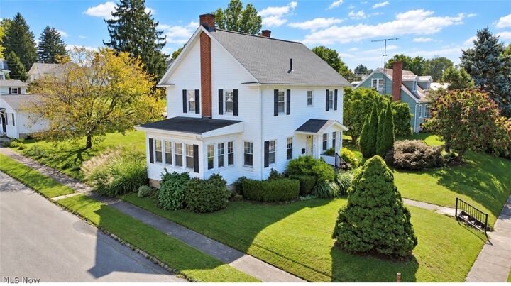 Property Photo: 1936 Hazel Avenue OH 43701
