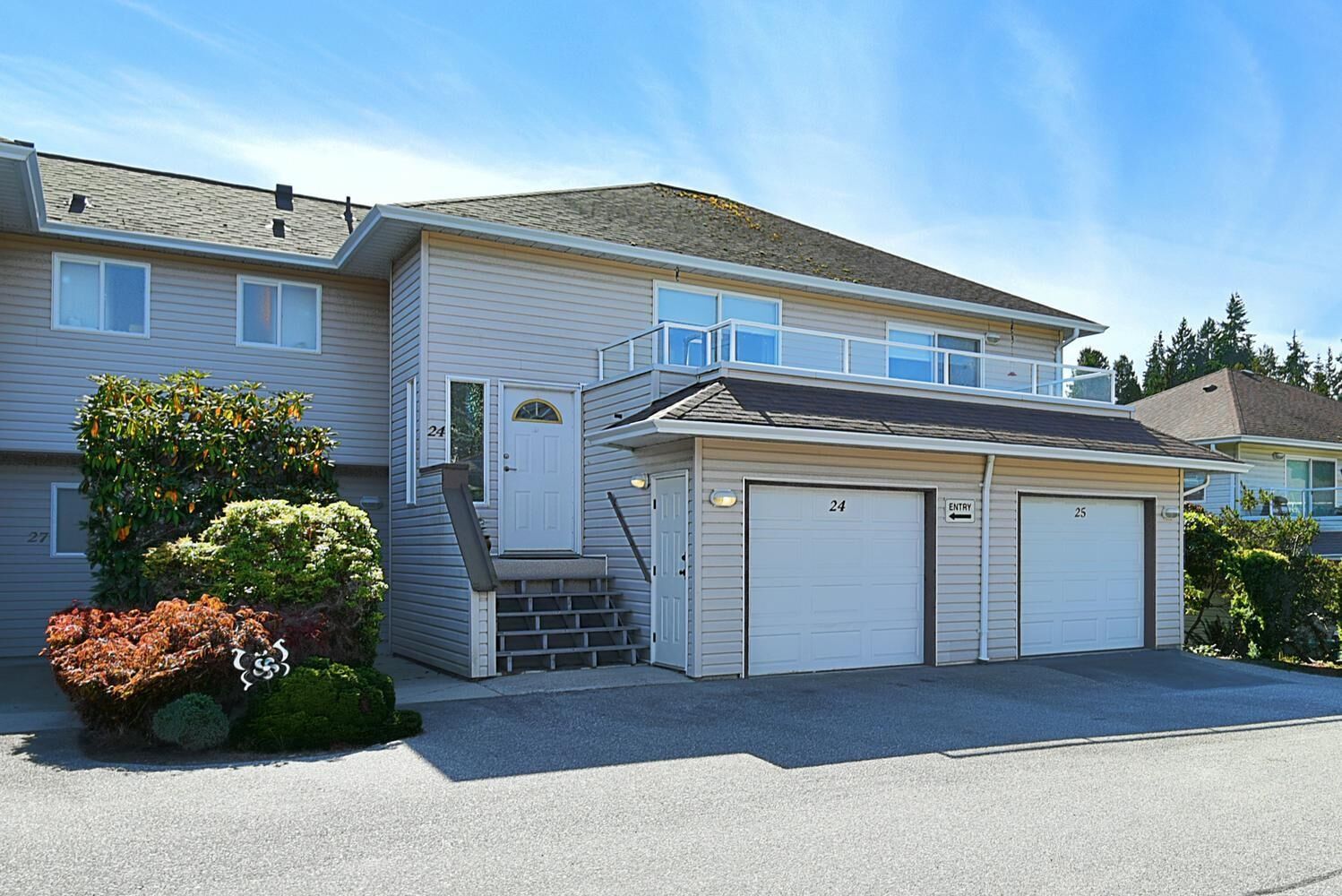 Property Photo:  5610 Trail Avenue 24  BC V7Z 0H8 