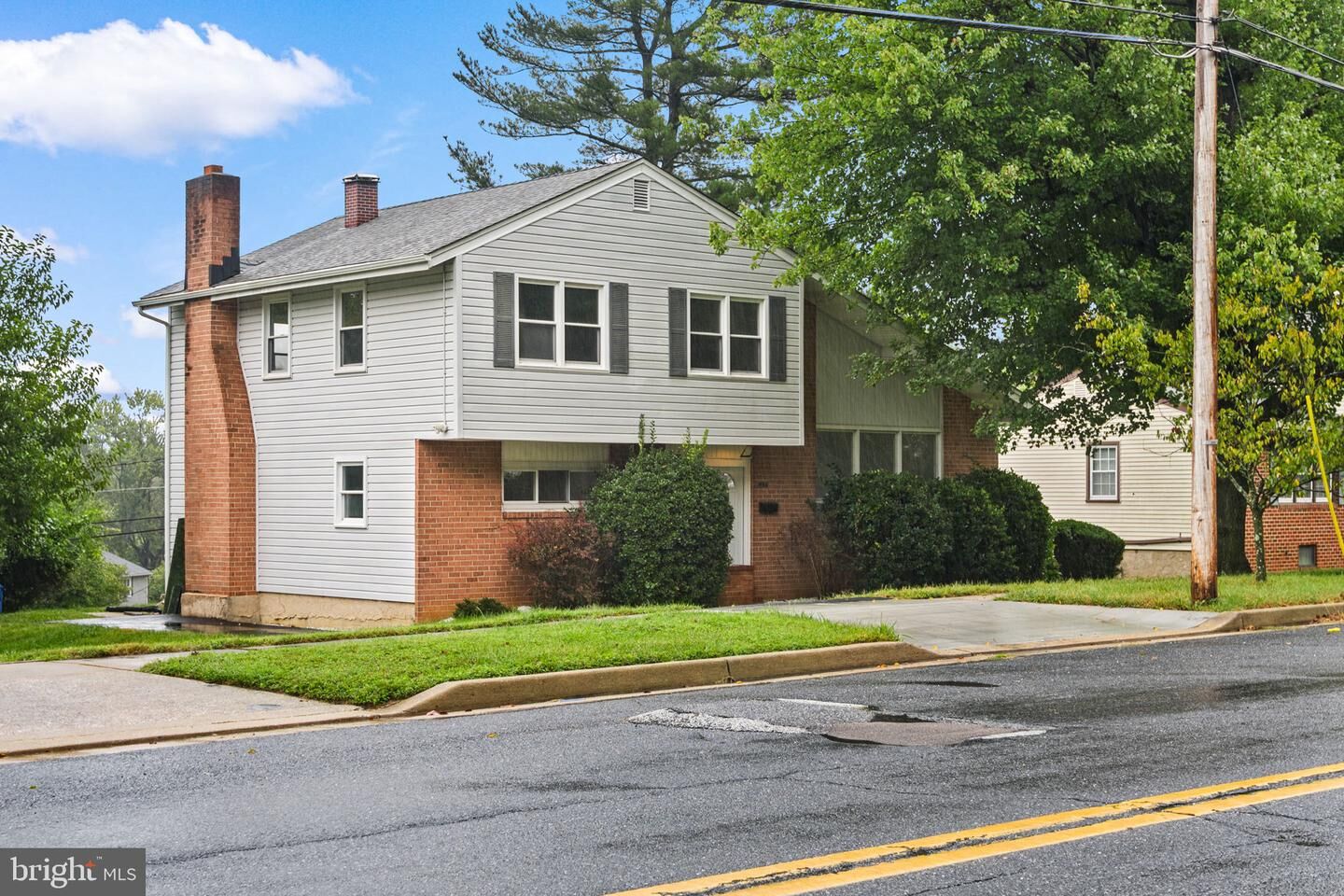 Property Photo: 932 Cromwell Bridge Road MD 21286
