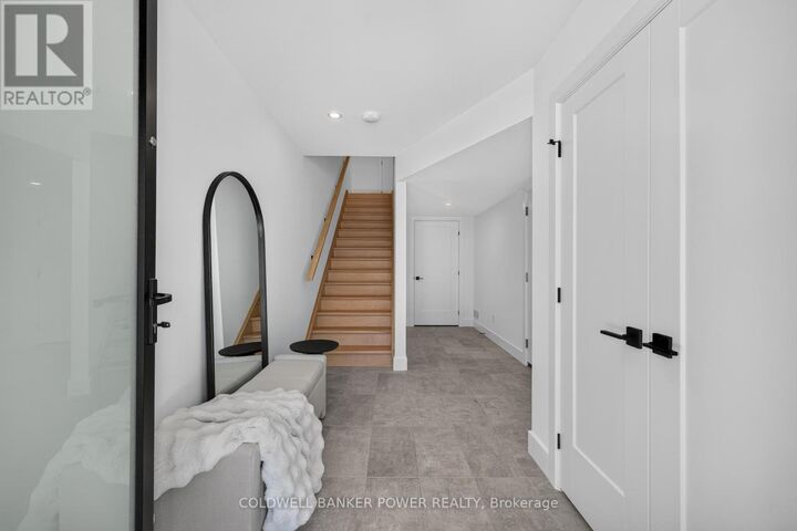 Property Photo:  4255 Lismer Lane 7  ON N6L 0B9 