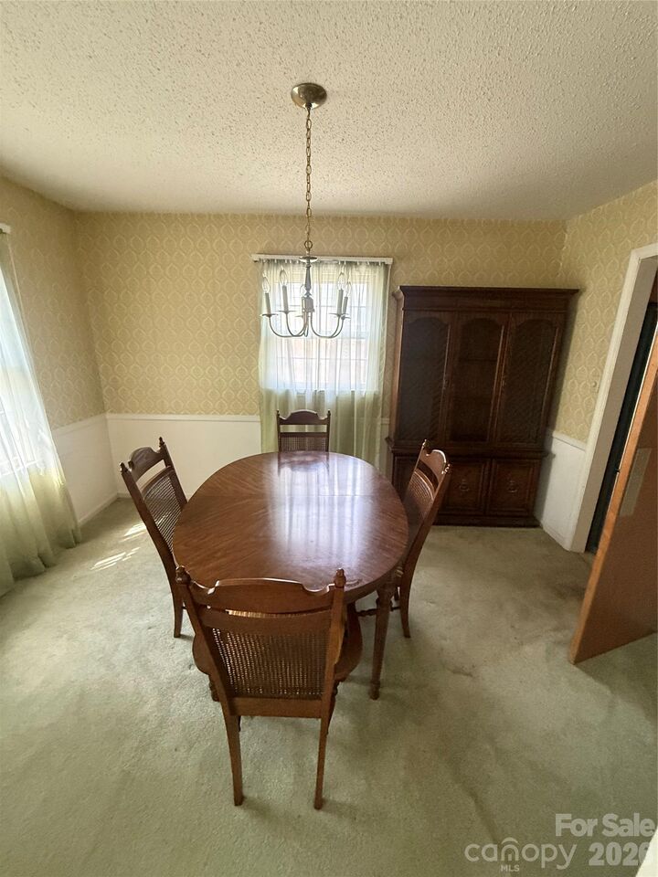 Property Photo:  818 McLaughlin Drive  NC 28212 