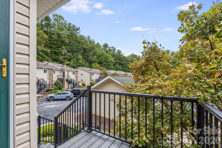 Property Photo: 341 N Britton Creek Court NC 28791