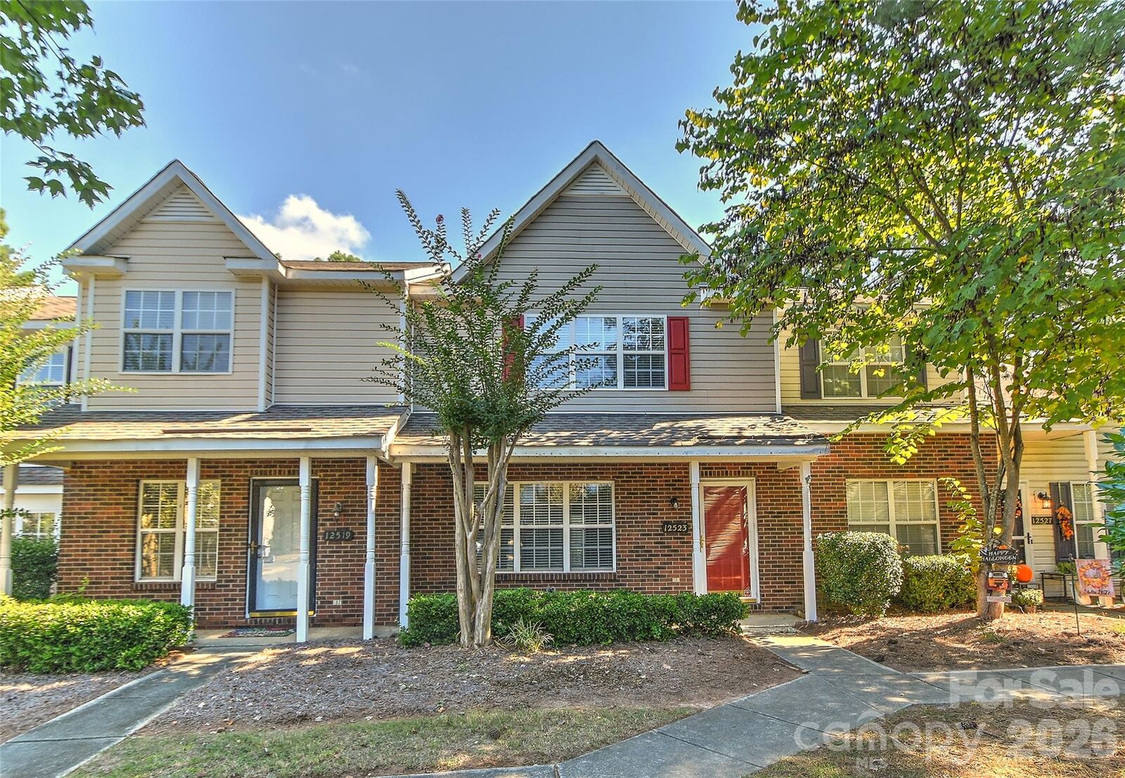 Property Photo:  12523 Bluestem Lane  NC 28277 