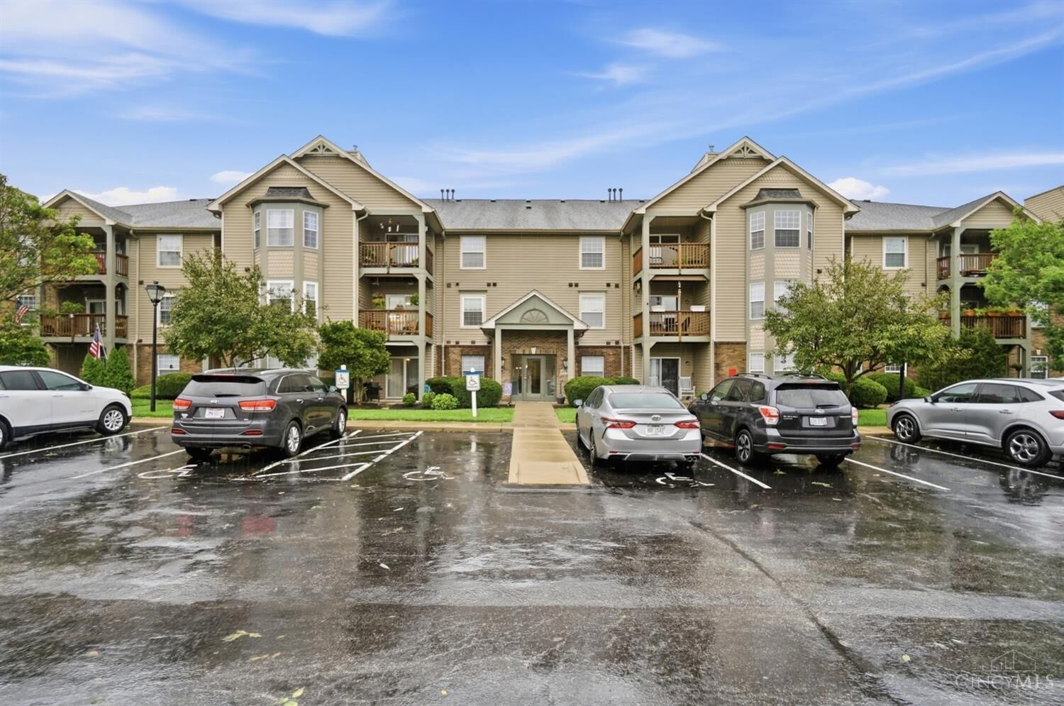 Property Photo:  4941 N Arbor Woods Court  OH 45248 